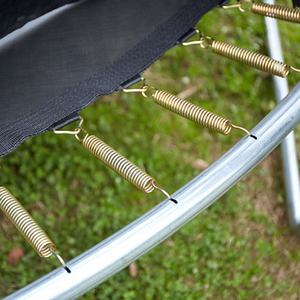 Assemblage facile Trampoline de haute qualité avec <span class=keywords><strong>filet</strong></span> de sécurité et rembourrage à ressort pour l'amusement et le fitness des enfants en intérieur et en extérieur - Product Image 3