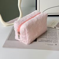 Tas Kosmetik Wanita Murah Warna Pink, Bahan Plush Lucu, Tebal, dan Lembut, untuk Penyimpanan Makeup, Tas Makeup Travel, Dompet Koin