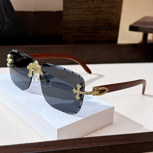 <span class=keywords><strong>Gafas</strong></span> de Sol de Moda con Logotipo Personalizado, Marca de Lujo, con Diamantes, <span class=keywords><strong>para</strong></span> <span class=keywords><strong>Hombre</strong></span> y Mujer, Estilo Hip Hop, Brillantes, con Circonitas - Product Image 1