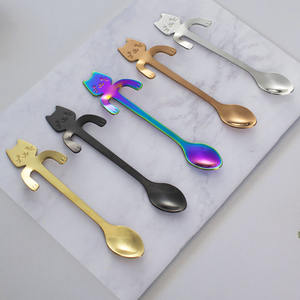 ملعقة شاي من الفولاذ المقاوم للصدأ 304 بتصميم قطة لطيفة معلقة على شكل كوب قهوة أو ايس كريم ذهبية للبيع بالجملة - Product Image 5