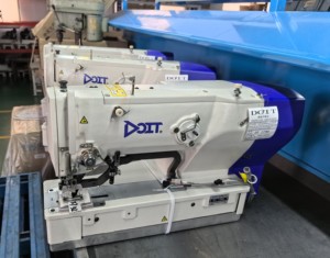 Máquina de coser industrial computarizada DT-1790 para ojales rectos, de poste, puntada de seguridad, aguja única, manual, nueva - Product Image 3