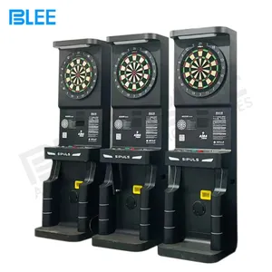 Kapalı spor eğlence Arcade wending makinesi sikke dart oyun makinesi sikke işletilen elektronik dart oyun makinesi