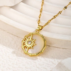 Colliers pour femmes en acier inoxydable 316L plaqué or 18 carats, bijoux tendance, lune et étoile, nacre naturelle ronde - Product Image 3