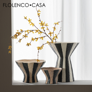 <span class=keywords><strong>Vase</strong></span> en céramique peint à la main au design minimaliste nordique, <span class=keywords><strong>blanc</strong></span> et noir, pour la décoration de table, artisanat artistique, nouveau design - Product Image 2