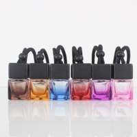 Nouvelle Arrivée - Flacon Vide en Verre de 8 ml à Suspendre dans la Voiture avec Bouchon Carré en Bois Noir - Diffuseur de Parfum pour Voiture