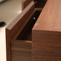 Nouvelle table basse en bois massif style moderne 2026, design minimaliste du milieu du siècle, avec rangement pour salon, couleur noyer