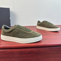 Baskets décontractées en daim pour hommes, style designer, de haute qualité, basses, à lacets, plates, plusieurs couleurs, pour la marche quotidienne et la mode