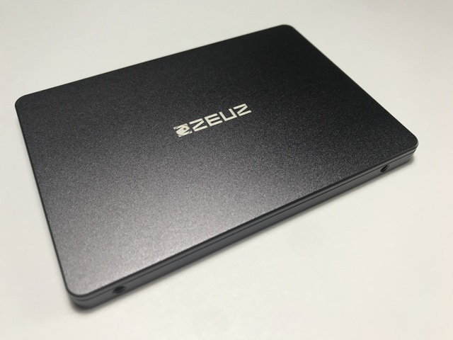 2.5 Inch Industrial SATA Solid State Drive Heavy-Duty 2.5 Inch SSD Massive Storage Blazing Speed Extreme Weather Endurance for
