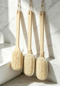 แปรงอาบน้ำใยบวบด้ามยาว ทนทาน สะดวกในการทำความสะอาดหลังและนวดผิว - Product Image 5