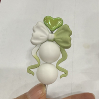 Perles en silicone 3D en forme de nœud à pompon, perles focales irrégulières, breloques pour stylos, accessoires de bricolage, bijoux perlés, jouets sociaux pour filles