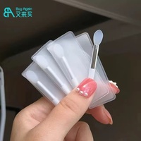 Vente en gros d'outils de beauté accessoires mini petite spatule pour masque en silicone applicateur de lèvres en silicone pinceau baume à lèvres en silicone pinceau à lèvres