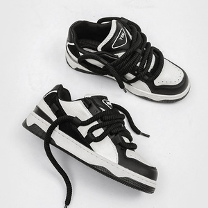 <span class=keywords><strong>2023</strong></span> baskets en cuir de marque avec logo personnalisé chaussures de <span class=keywords><strong>basket</strong></span>-ball décontractées de marque privée pour hommes et femmes - Product Image 2