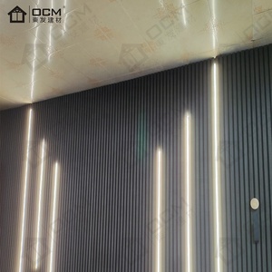 Panneaux acoustiques en bois contemporains avec étagère pour hôtels, gymnases, 90% NRC, écologiques, ignifuges, imperméables, réduction du <span class=keywords><strong>bruit</strong></span> en extérieur - Product Image 4