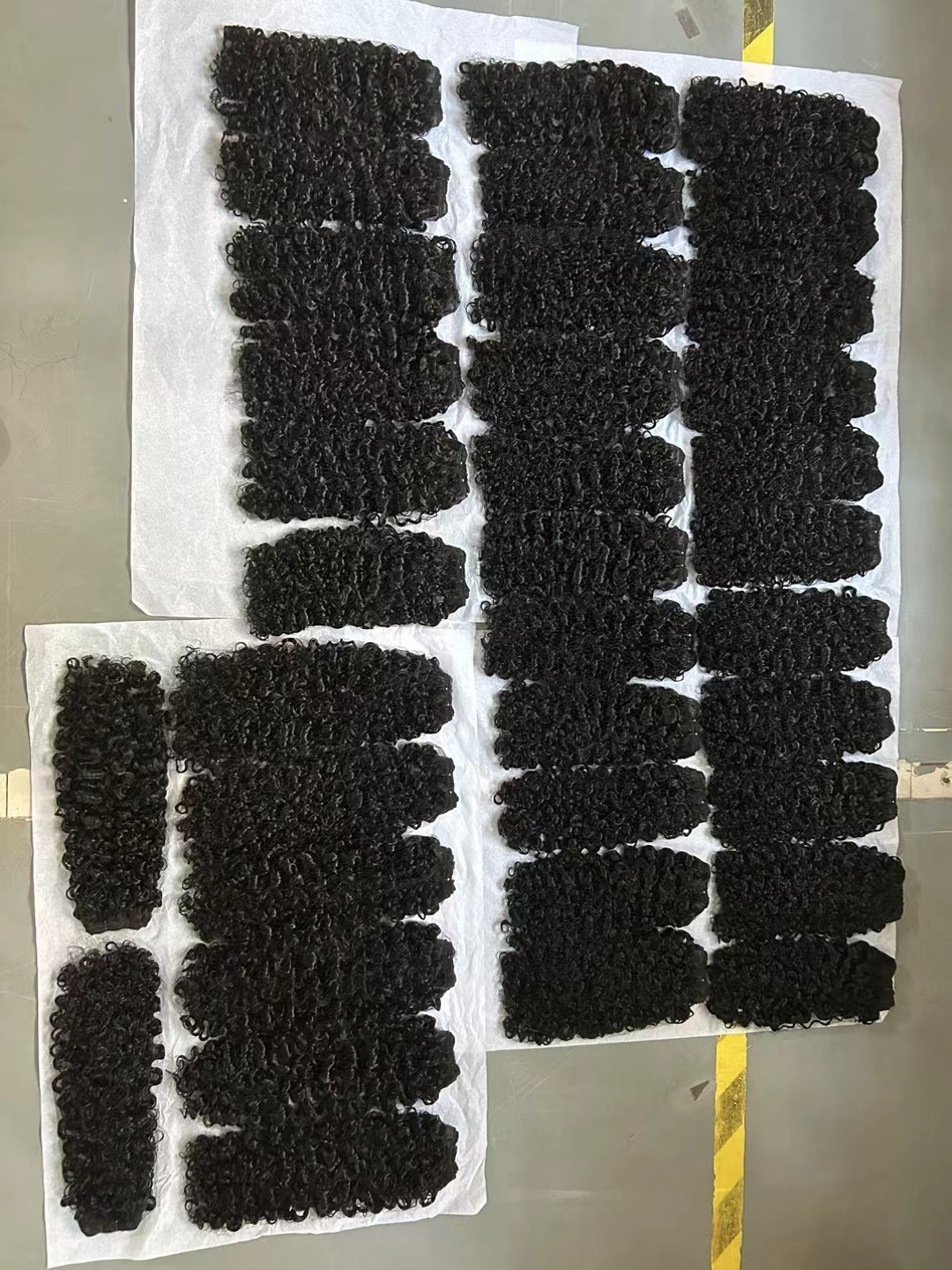 Burnesse bouclés