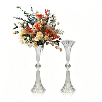 Nouveauté Décoration de mariage Support à fleurs en acrylique transparent en forme de trompette Centre de table Ornement Moderne Minimaliste BooHome
