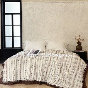 Couette d'été en coton et lin style rétro français 200x230cm, impression réactive, lavable en machine, fine, pour climatisation - Product Image 4