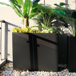 Jardinera Grande <span class=keywords><strong>de</strong></span> Acero para Exteriores, Resistente, <span class=keywords><strong>de</strong></span> Acero Martillado, 36 Pulgadas <span class=keywords><strong>de</strong></span> Alto, Maceta Rectangular <span class=keywords><strong>de</strong></span> Metal - Product Image 2