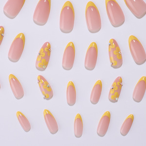 Venta al por mayor, juego <span class=keywords><strong>de</strong></span> <span class=keywords><strong>uñas</strong></span> a presión, puntas <span class=keywords><strong>de</strong></span> <span class=keywords><strong>uñas</strong></span> falsas <span class=keywords><strong>de</strong></span> almendra corta francesa, flor amarilla acrílica con diseño <span class=keywords><strong>de</strong></span> diamante, <span class=keywords><strong>Uñas</strong></span> postizas - Product Image 4