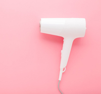 Partenaire de fabrication OEM professionnel offrant un support de production de matériel tout-en-un pour la fabrication de boîtiers de sèche-cheveux en plastique de qualité.