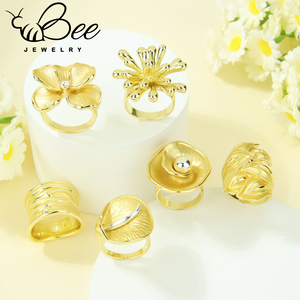 Anillos de Moda 2026, Anillos Cerrados de Cobre Chapado en Oro de 14k con Flores, Joyería de Diseño Único con Forma Geométrica para Chicas - Product Image 2