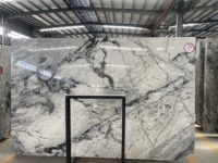 Dalles de marbre naturel de Chine : prix au mètre carré pour plans de travail