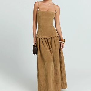 ชุดเดรสยาวทรงเอไลน์แบบลำลองสำหรับวันหยุดพักผ่อนริมชายหาด ดีไซน์หรูหรา คอเหลี่ยม แขนกุด - Product Image 1