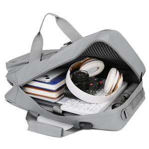 Sac à Dos d'Épaule pour Ordinateur Portable Personnalisé avec Logo, Grande Capacité, Multi-Fonctionnel, pour Affaires et Voyage, Sac d'École Décontracté pour Hommes en Gros - Product Image 4