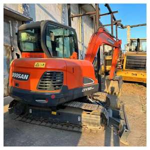 Mini-excavatrice hydraulique d'occasion Doosan DX55 de 5 tonnes d'origine coréenne avec moteur, pompe PLC et engrenages à haute puissance de creusement - Product Image 1