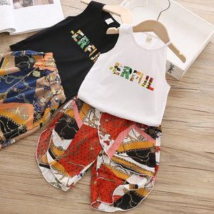 Nuevo Conjunto de Verano Premium para Bebé: Abrigo Musulmán y Perchas Metálicas para Pantalones, Ropa de Diseñador para Niña Japonesa - Product Image 4