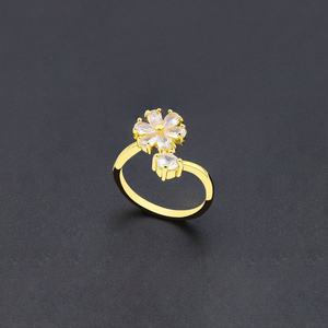 Vente directe Jxx, bague en laiton plaqué or 24 carats de haute qualité, sertie de zirconiums cubiques, bijoux tendance pour filles, prix compétitif - Product Image 2
