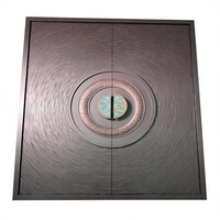 Porte d'entrée de luxe moderne personnalisée en aluminium étanche avec relief 3D et poignée papillon pour hôtel/villa/club-house
