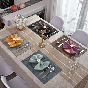 Portatovaglioli in Metallo di Alta Qualità a Forma di <span class=keywords><strong>Fiore</strong></span> in Oro Bianco per Decorazione Tavola Matrimonio, Feste e Hotel - Product Image 3