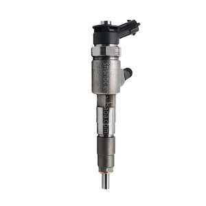 Valvole iniezione 0445110075 ugelli iniettore 0 445 110 075 per <span class=keywords><strong>Peugeot</strong></span> <span class=keywords><strong>206</strong></span> <span class=keywords><strong>1.4</strong></span> <span class=keywords><strong>HDi</strong></span> nuovo 0445110075 iniettore carburante Diesel - Product Image 1
