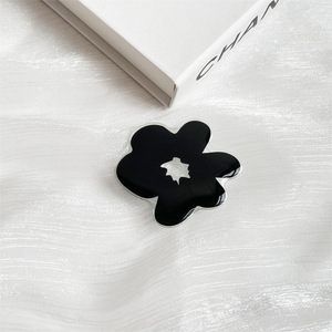 INS Style Black Cat Flower Love Epoxy Resin Airbag Phone Holder Telescopic Back Sticker Lazy Desktop <strong>Bracket</strong> for Smartphones - Product Image 6