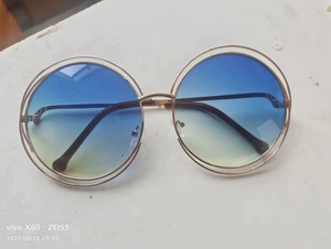 Gafas de Sol de gran tamaño de dos tonos de moda Retro UV400 lentes acrílicas marco dorado plateado Material de aleación inoxidable espejo óptico - Product Image 2