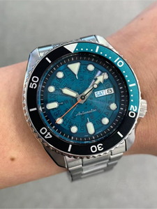 Reloj de Pulsera Deportivo Retro Moderno para Hombre de Acero Inoxidable OEM ODM SRPJ45 47K1 con Cristal de Zafiro, Puntero Luminoso y Mecanismo Mecánico - Product Image 3