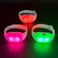 Bracelet lumineux à radiofréquence réglable, 800 mètres, étanche IPX4, 15 couleurs LED, silicone souple, rechargeable