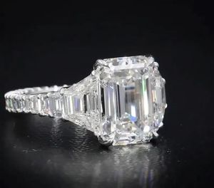แหวนหมั้นเพชรเม็ดเดี่ยว 2 กะรัต ทรงมรกต เพชรเลี้ยงในห้องปฏิบัติการ ทอง 14K หรูหรา สง่างาม สำหรับผู้หญิง - Product Image 5