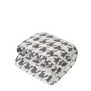 3D Jacquard Cationic Vintage Houndstooth Print Soft Fleece Blanket for Home Fuzzy Soft Cozy Thick Warm Custom Throw Blanket - Product Image 1
