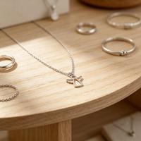 Collar con Colgante de Ángel con Diseño Hueco, Joyería Resistente al Deslustre, Chapado en Oro de 18k, Joyería de Ángel Guardián para Mujer