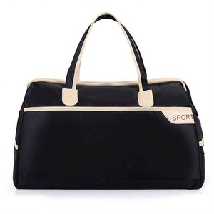 Muestra gratuita de bolsa de viaje deportiva grande, práctica, impermeable, para gimnasio y viajes nocturnos. - Product Image 1