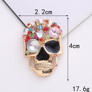 ใหม่สติกเกอร์แฟชั่นติดรถยนต์สไตล์พังก์ผีฮาโลวีนพร้อมจี้และจี้ทรงกะโหลกสไตล์พั้งค์แนวย้อนยุค - Product Image 3