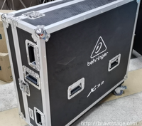 Bravo Flight Road Case avec niche pour console de mixage numérique Behringer X32