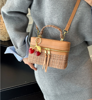 Sac à main mini carré en laine tricotée tendance avec pendentif cerise, sac bandoulière de luxe en PU, pochette à cosmétiques, Bolsa De Caja De Lana