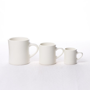 Ensemble de tasses en céramique, grande, moyenne et petite, à taille cintrée, compatibles micro-ondes, pour café, lait, eau, usage domestique ou au bureau, couleur unie, personnalisable - Product Image 1