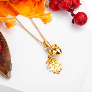 Kalung daun ek dan Acorn dengan perhiasan piring emas 18k kalung tahan air hadiah Acorn perhiasan kualitas tinggi - Product Image 1