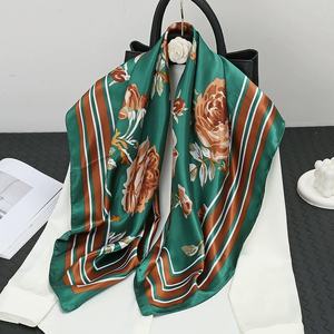 <span class=keywords><strong>Pañuelo</strong></span> de Seda con Diseño de Azulejos Marroquíes Azules, 90 cm Cuadrado, de Satén, para Mujer, Versátil como <span class=keywords><strong>Pañuelo</strong></span> para el Hombro y Decoración para el Cabello - Product Image 5