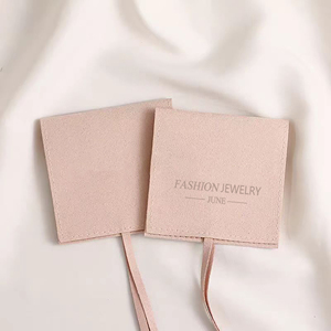 Pochette d'emballage en microfibre de luxe personnalisée avec logo imprimé pour la présentation de bijoux en gros - Product Image 4
