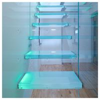 Balustrade d'escalier en verre PRIMA haute transparence, ne bloquant pas la vue intérieure des espaces ouverts