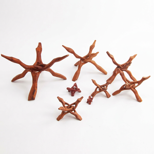 Oferta Especial: Soporte de Trípode de Madera de Pino Tallado a Mano con Acabado Único para Esferas de Cristal Ajustables - Product Image 1